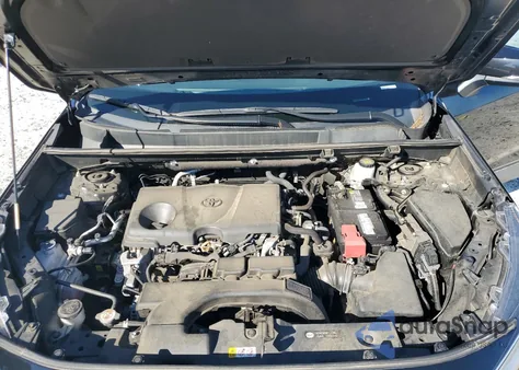 2021 Toyota Rav4 Xle z USA, uszkodzony, nr VIN 2T3W1RFV4MC163929